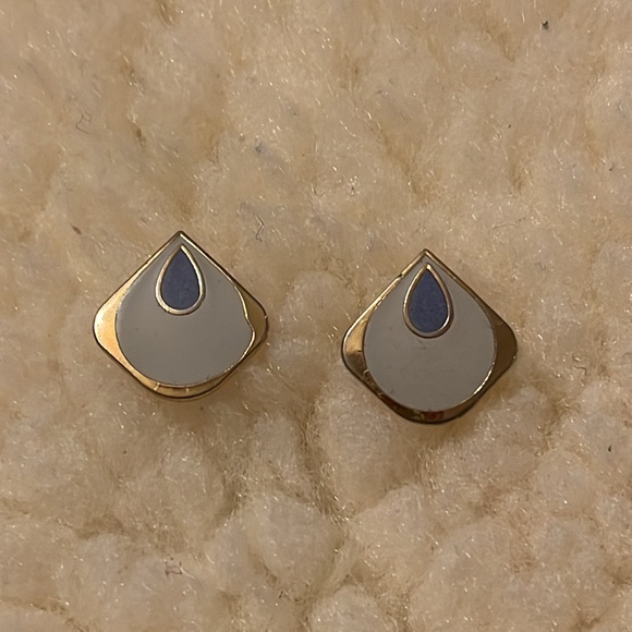 Samuel Huang Purple, Cream, & Gold Earrings - Picture 3 of 16